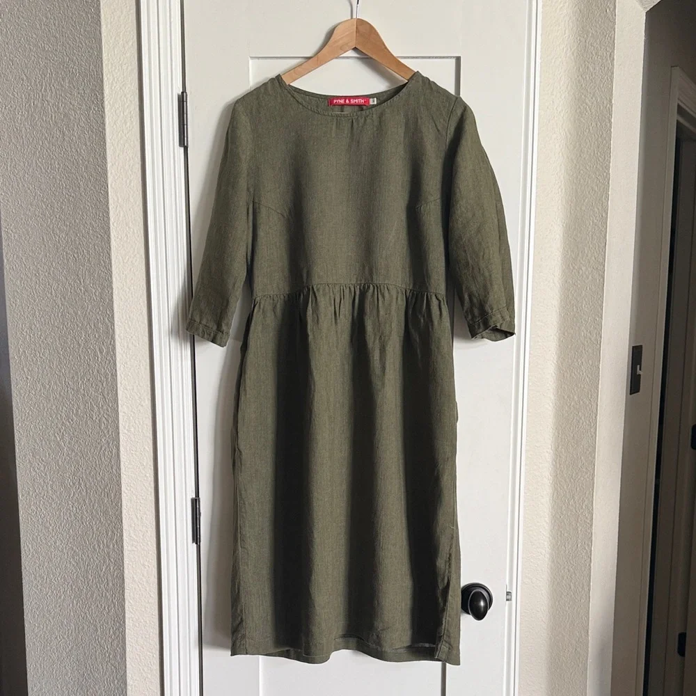 Pyne & Smith moss green below the knee dress. Linen Medium. Fragrance free home. - Picture 1 of 4